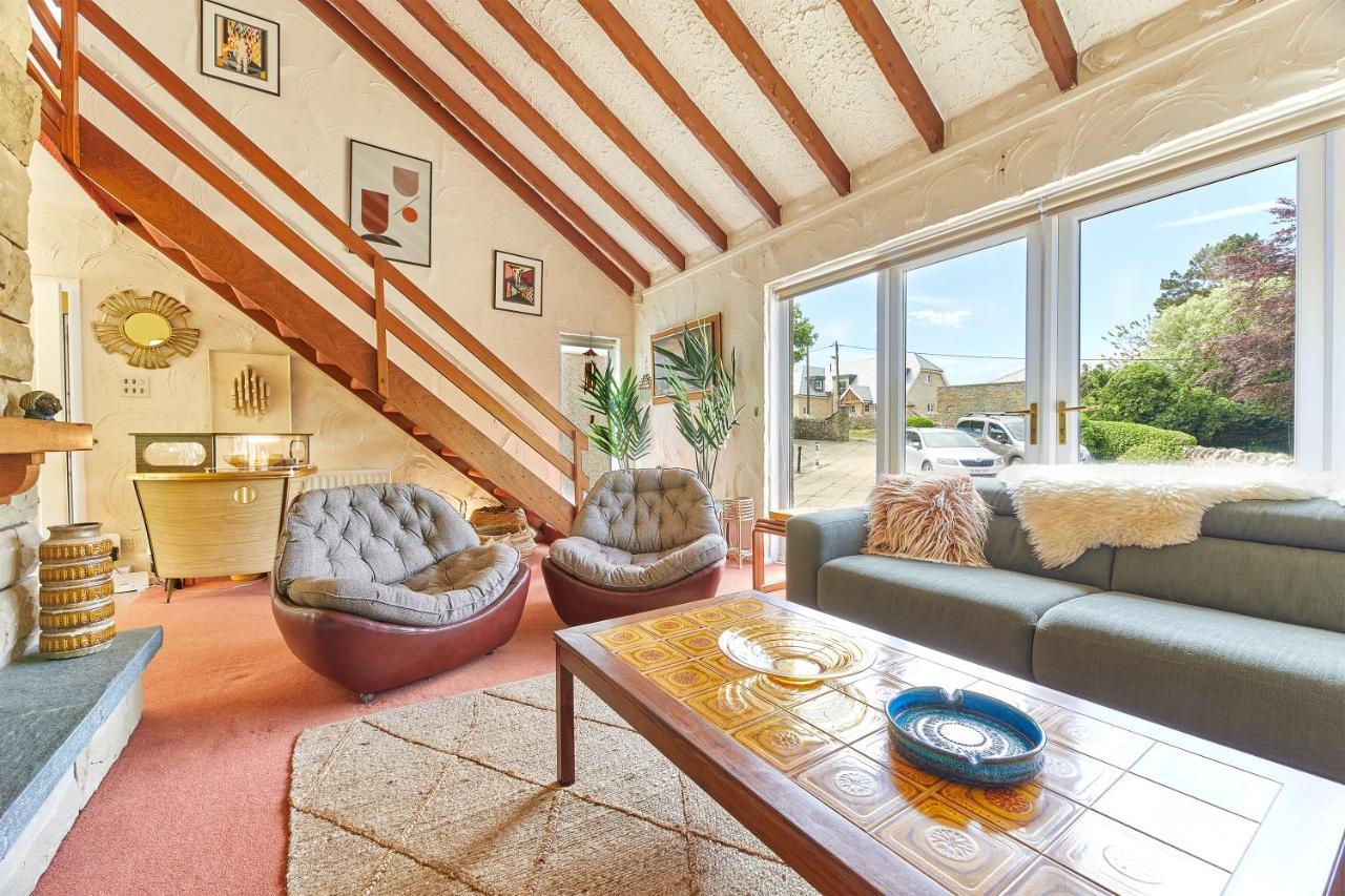 Xanadu: Stylish Family Home By The Pub And Beach Beadnell Exterior photo